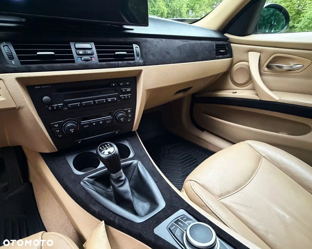 BMW Seria 3 - 22