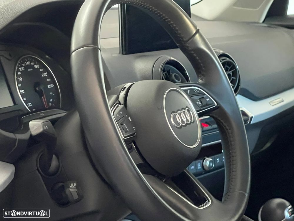 Audi Q2 1.0 TFSI ultra S tronic design - 16