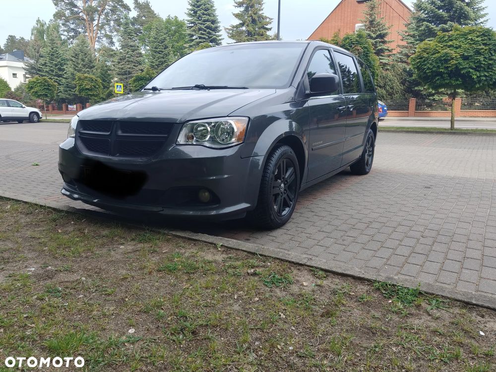 Dodge Grand Caravan 3.6 R/T - 23
