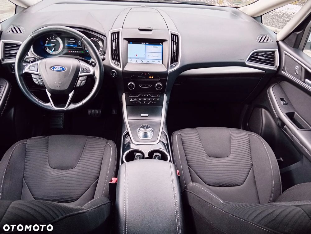 Ford S-Max 2.0 TDCi DPF Titanium X - 18