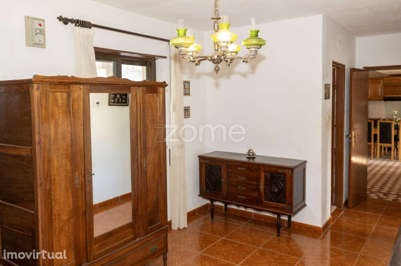 Moradia T3 na zona centro de Portugal - Grande imagem: 3/32