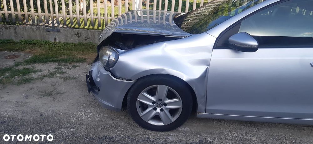 Volkswagen Golf 2.0 TDI Comfortline - 2