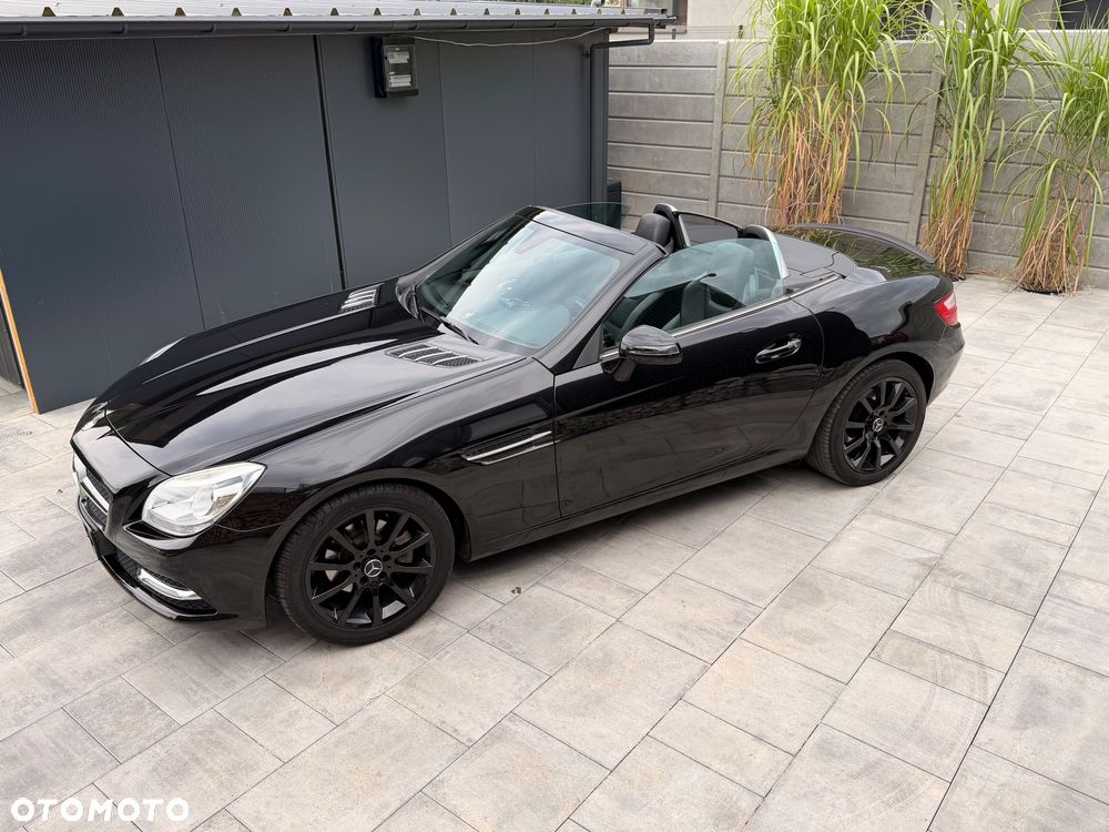 Mercedes-Benz SLK 200 CGI - 6