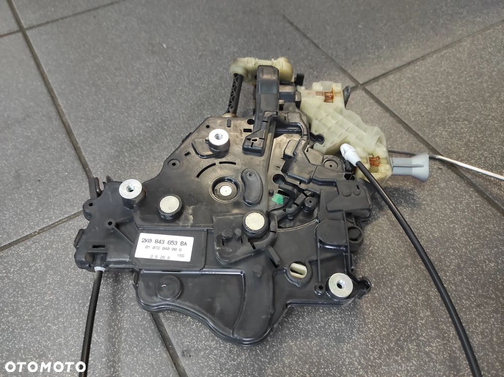 ZAMEK DRZWI PRZESUWNYCH LEWY 2K0843653BA VW CADDY 3 WYSYŁKA !!! - 2