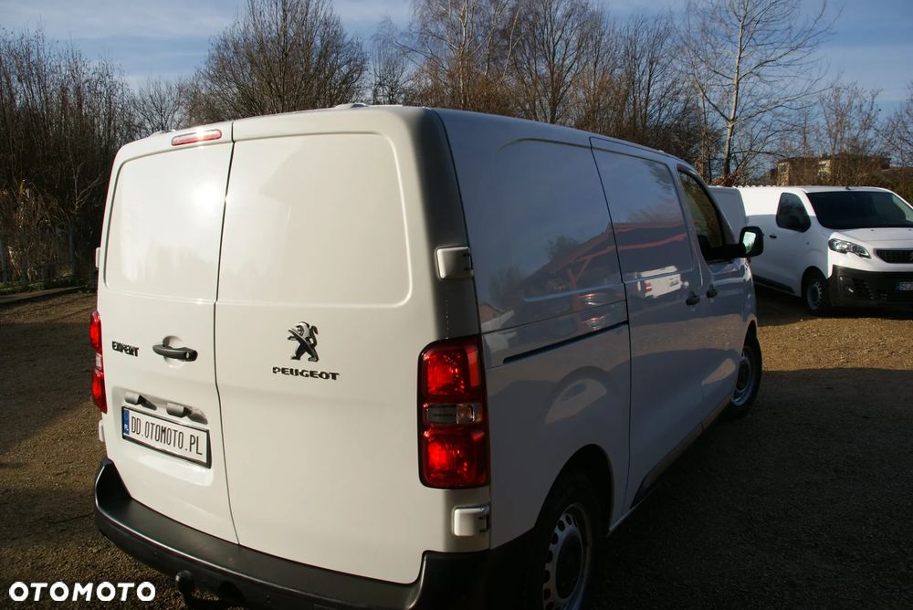 Peugeot Expert - 8
