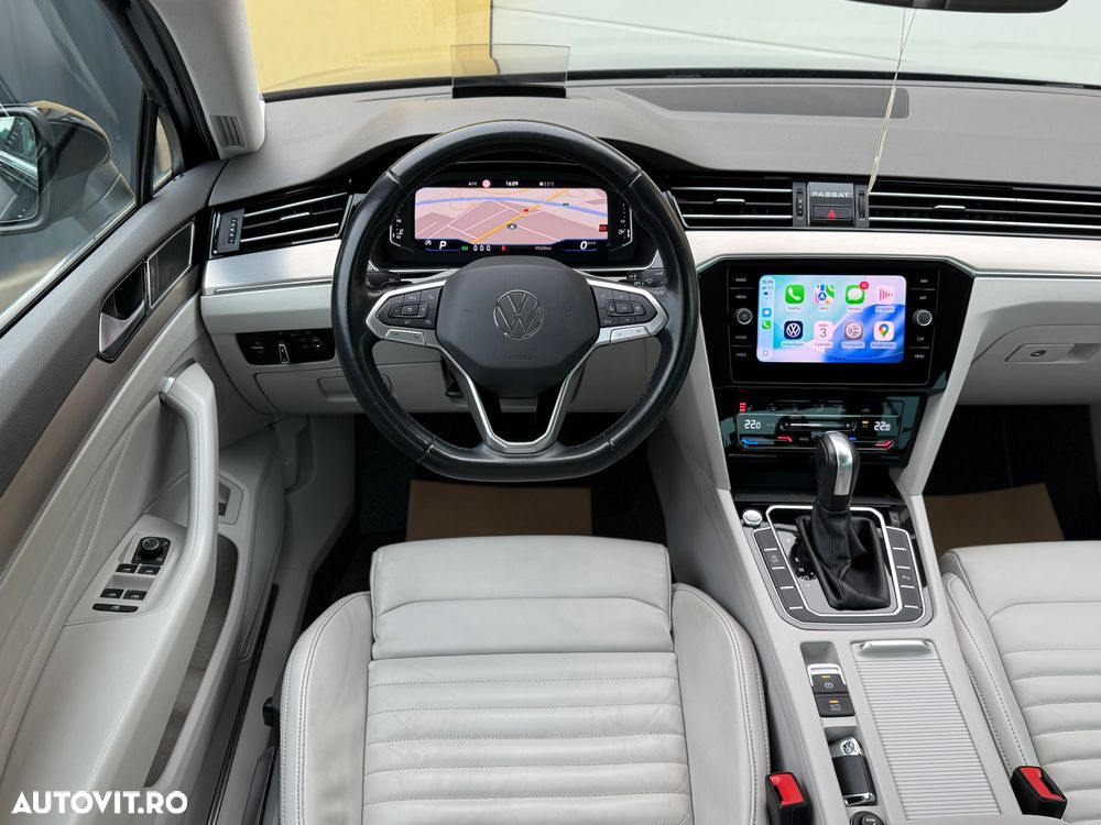 Volkswagen Passat 2.0 TDI DSG Highline - 11