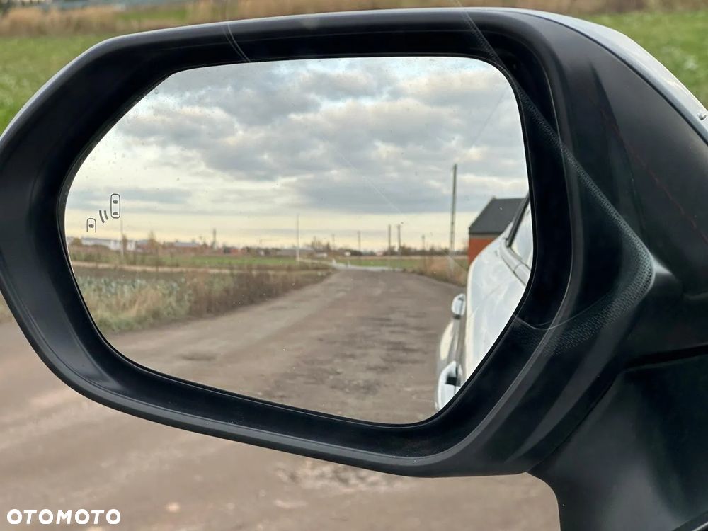 Toyota Corolla 1.8 Hybrid Executive - 13