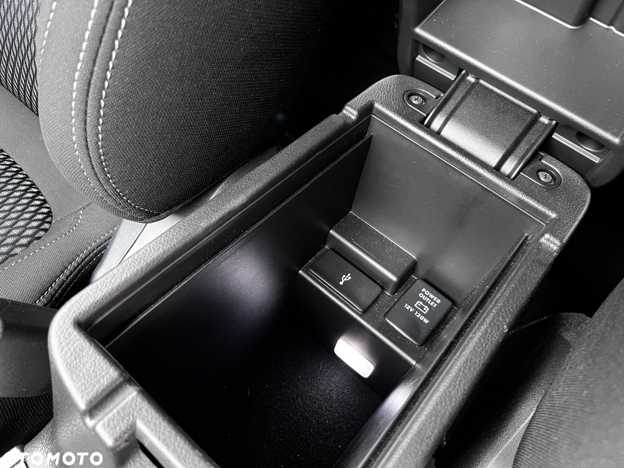 Mitsubishi Outlander 2.0 Intense 2WD CVT - 12