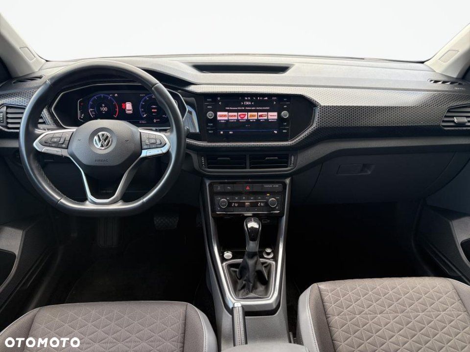 Volkswagen T-Cross - 23