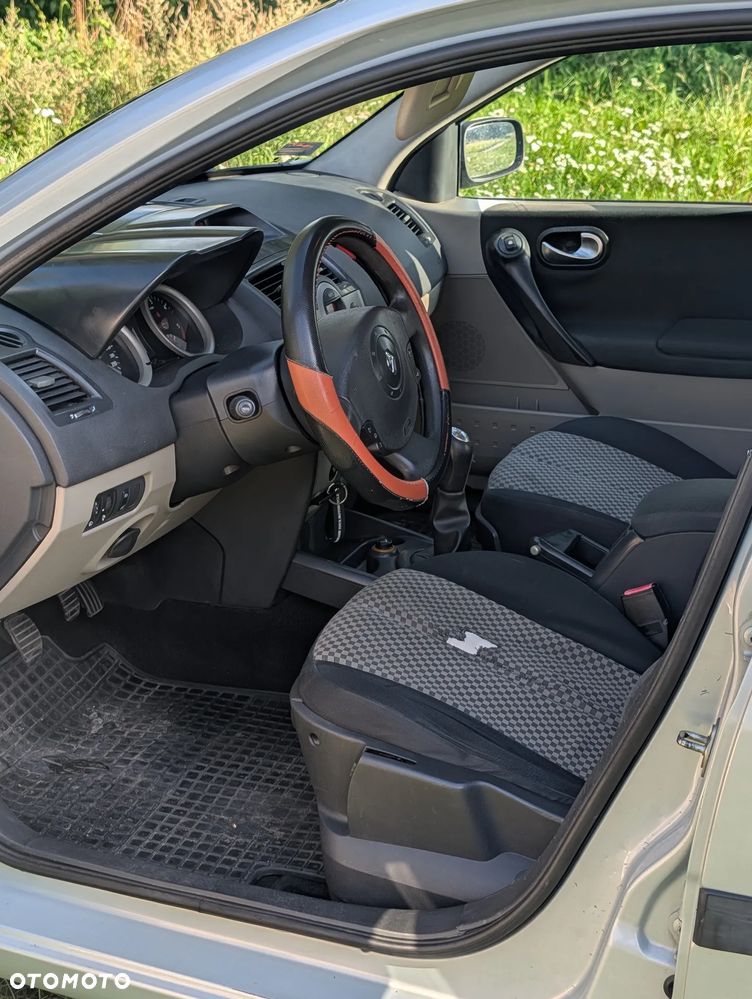 Renault Megane 1.5 dCi Confort Authentique - 16