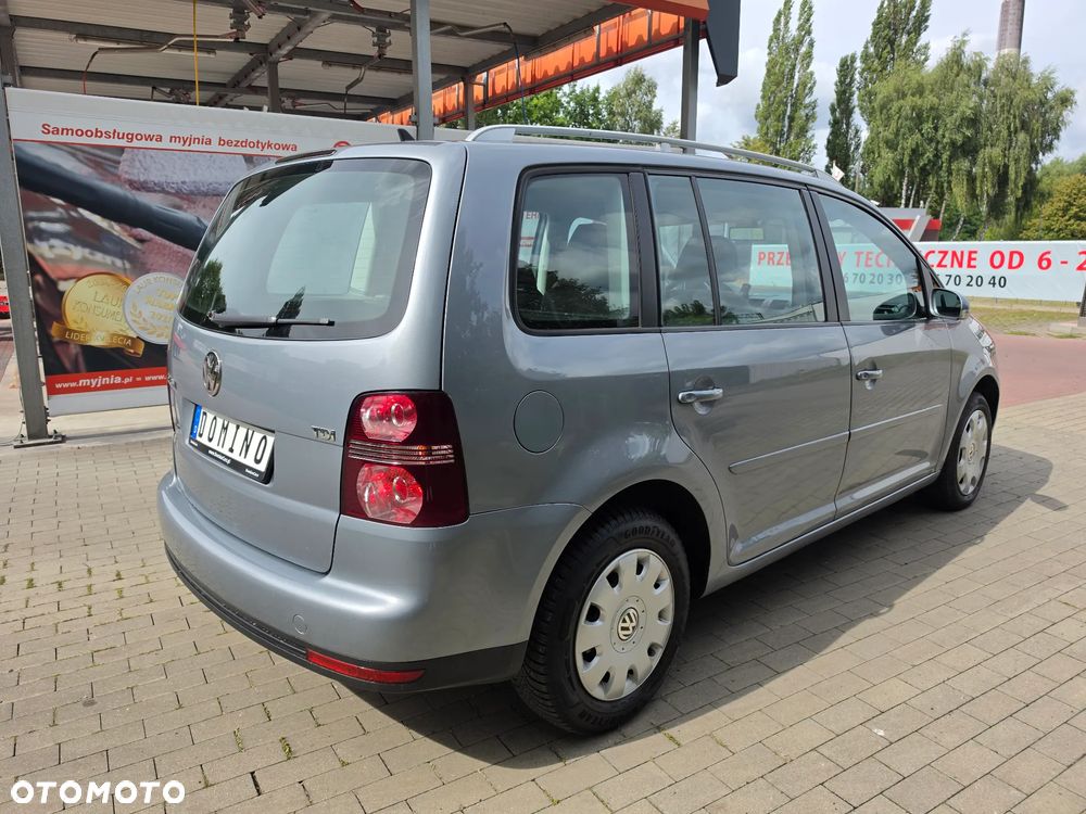 Volkswagen Touran 1.9 TDI DPF Highline - 8