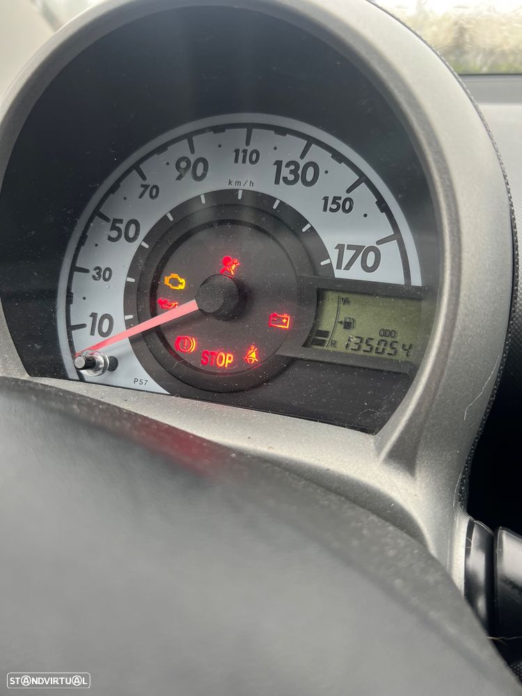 Toyota Aygo 1.0 - 9