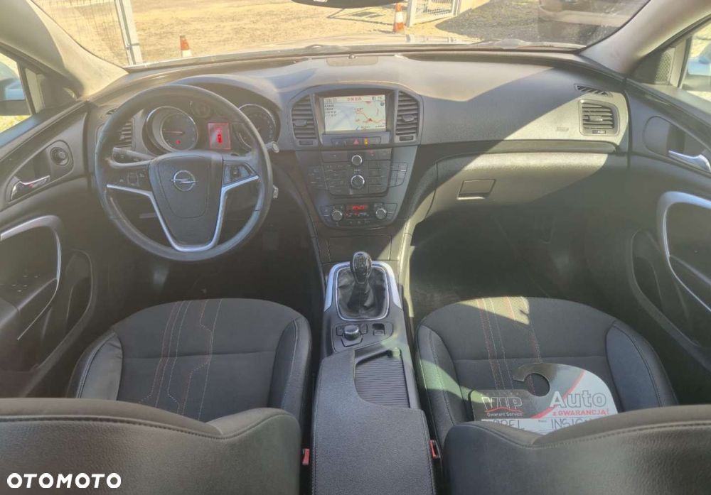 Opel Insignia - 8