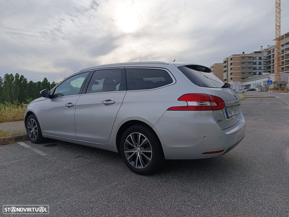 Peugeot 308 SW BlueHDi 120 Stop & Start Allure - 22