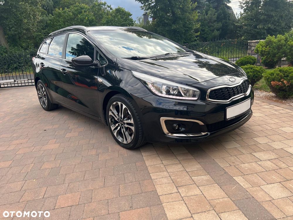 Kia Ceed 1.6 GDI Dream Team Edition - 2