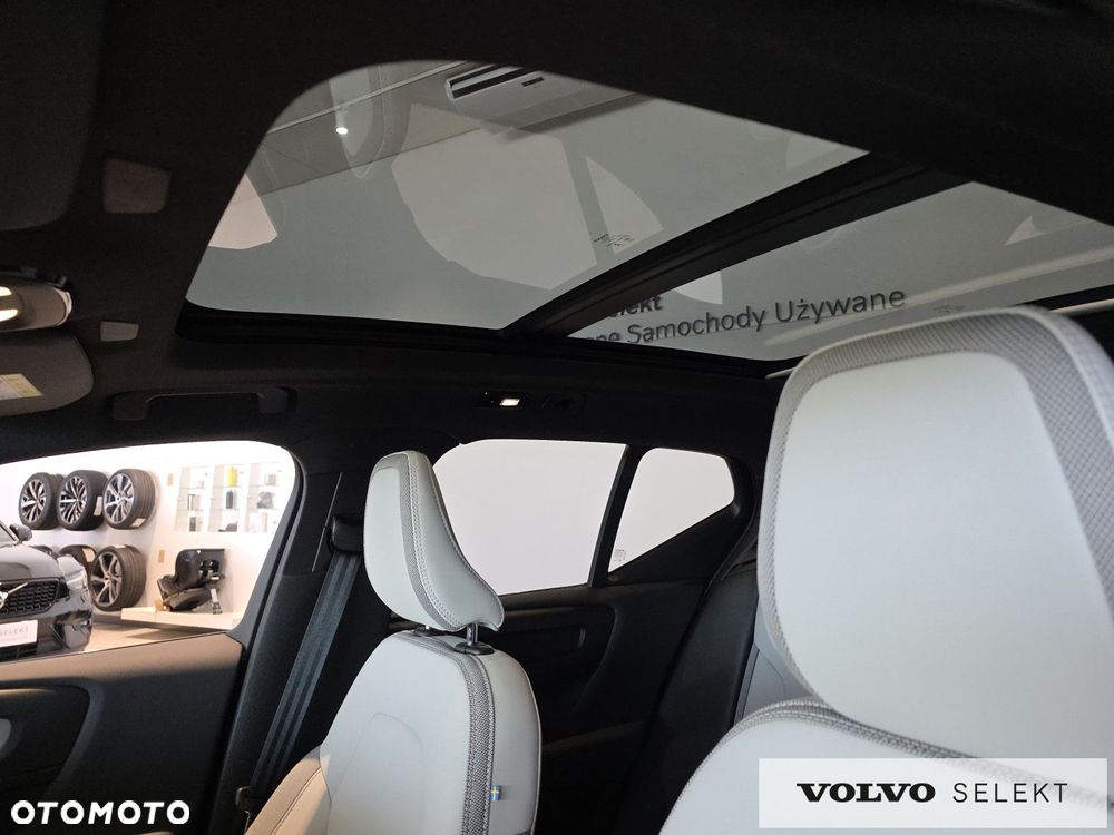 Volvo XC 40 - 11