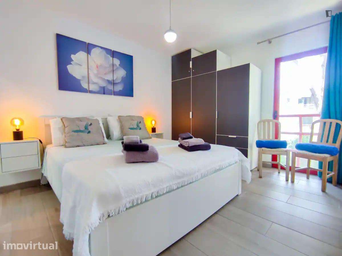 Apartamento com 2 quartos - localizado em Quarteira - Grande imagem: 2/22