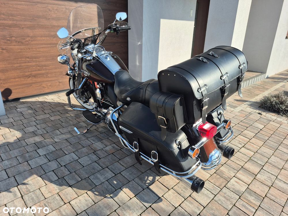 Harley-Davidson Touring Road King - 22