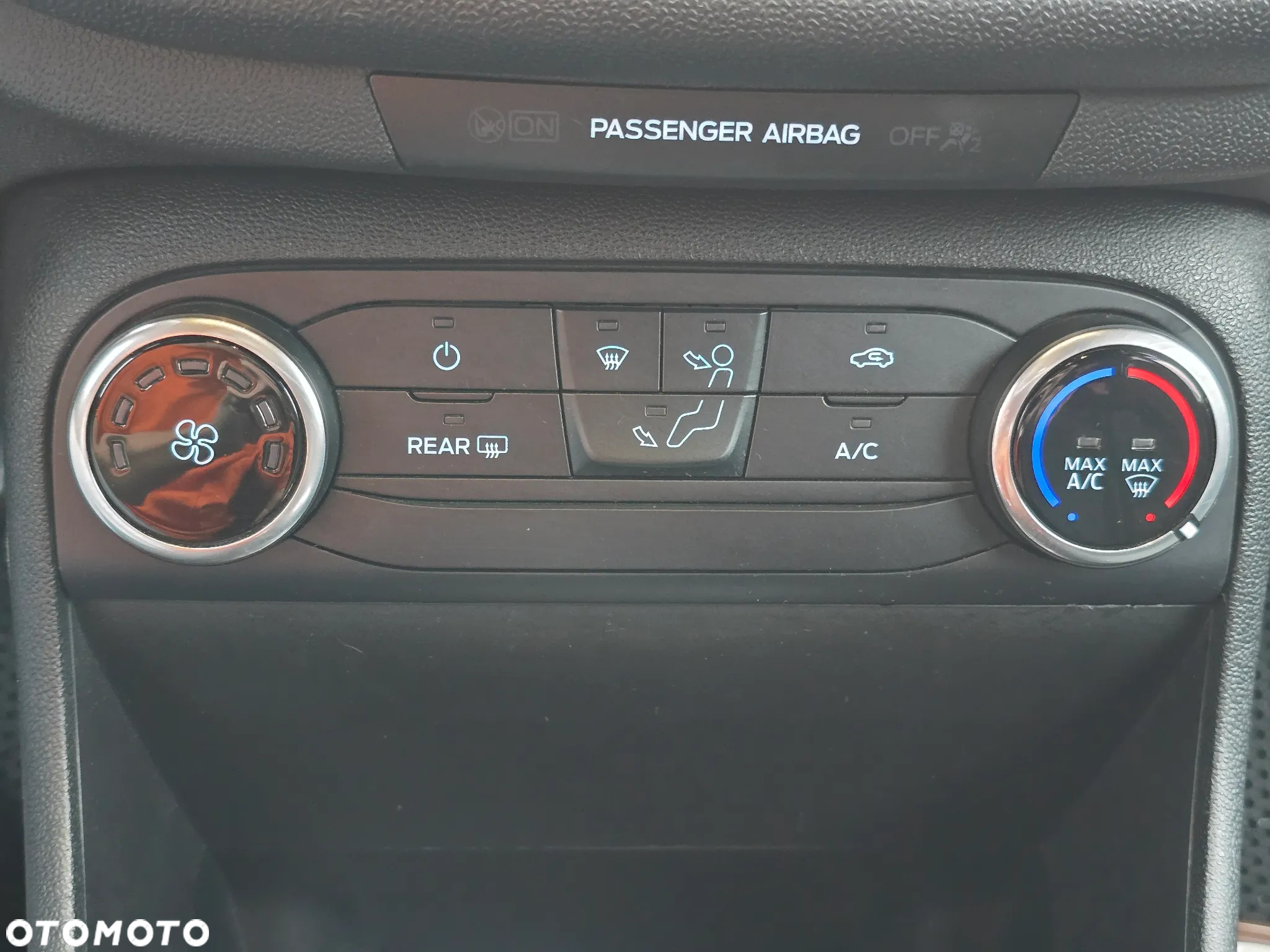 Ford Fiesta 1.5 EcoBoost S&S ST - 23