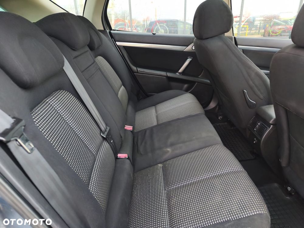 Peugeot 407 - 9