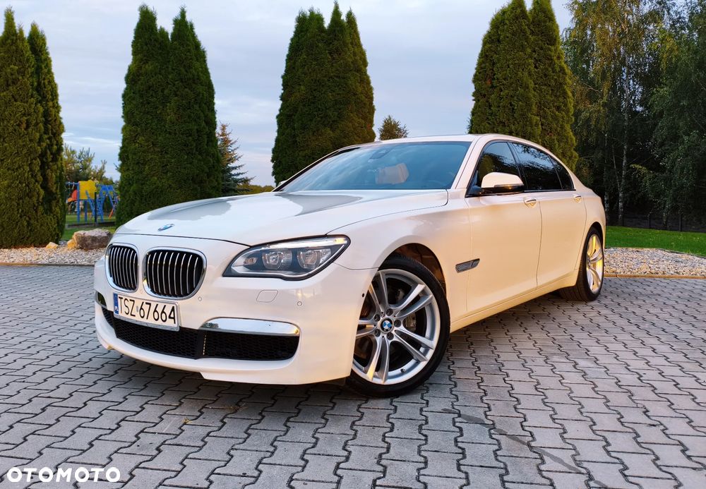 BMW Seria 7 740Li - 11