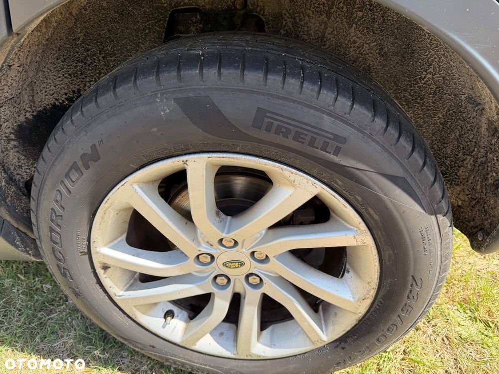 Land Rover Discovery Sport 2.0 TD4 SE - 17
