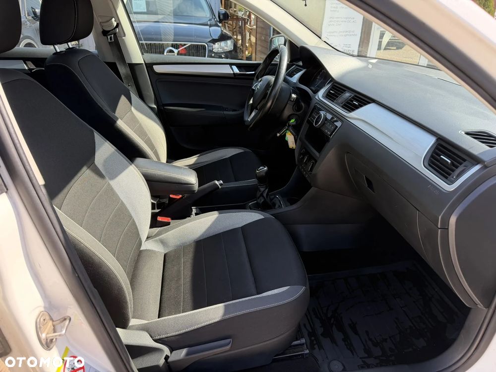 Skoda RAPID 1.4 TDI DPF Style - 10