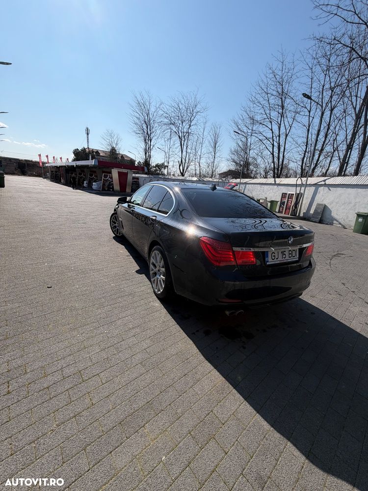 BMW Seria 7 730d - 7