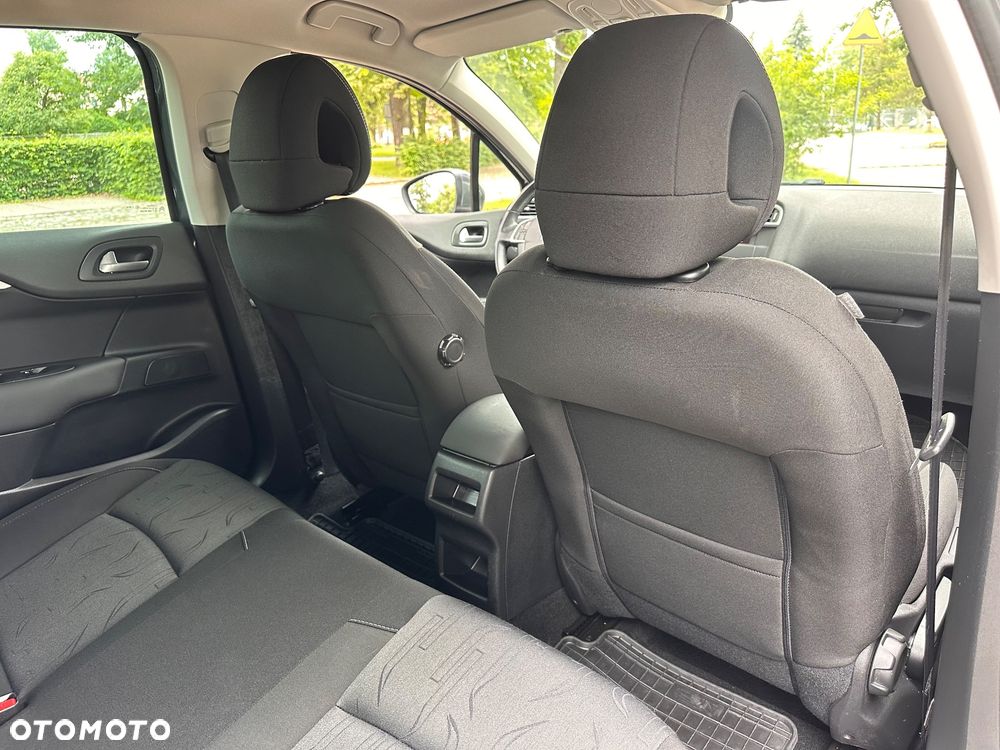 Citroën C4 e-HDi 110 Business Class - 22