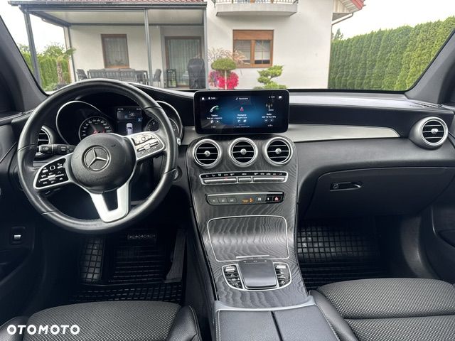 Mercedes-Benz GLC - 11