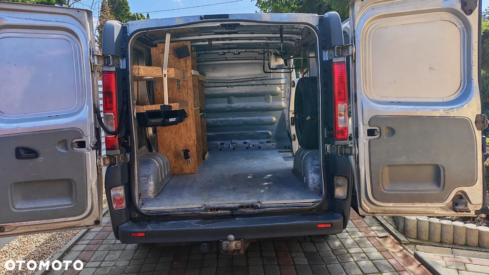 Opel Vivaro - 8