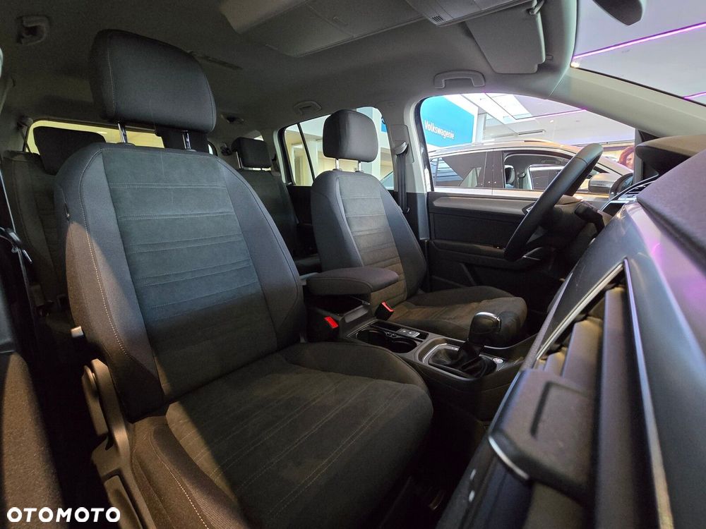 Volkswagen Touran 1.5 TSI EVO Comfortline Plus DSG - 22