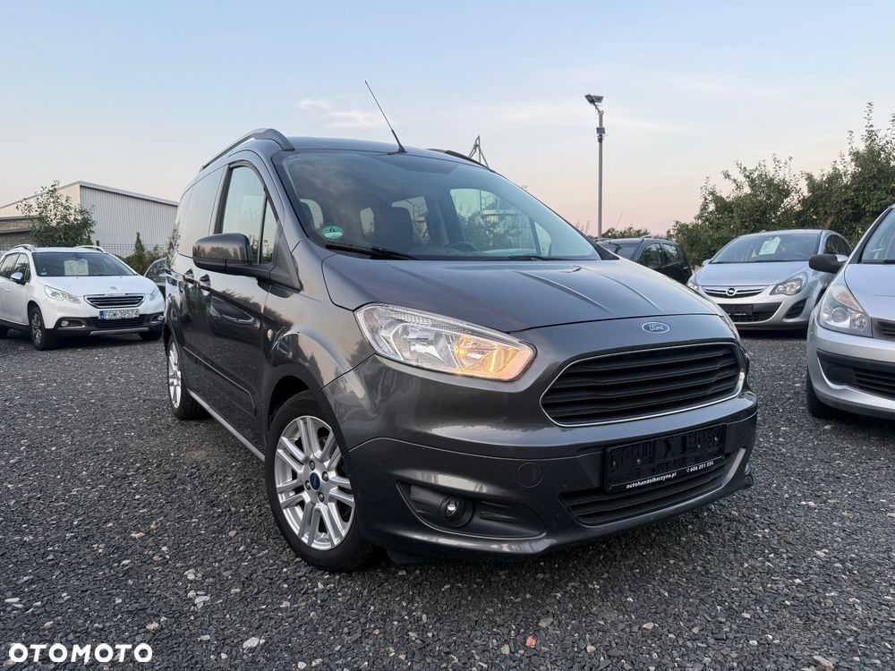 Ford Tourneo Courier 1.0 EcoBoost Titanium - 2