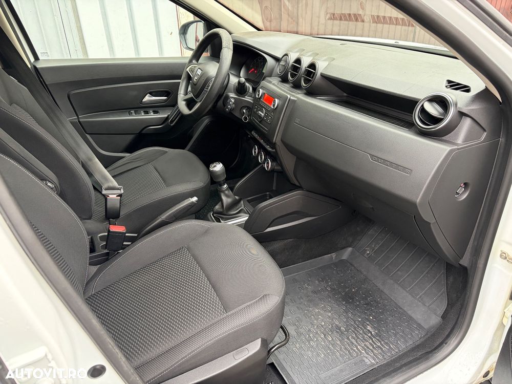 Dacia Duster 1.5 Blue dCi 4WD Comfort - 10