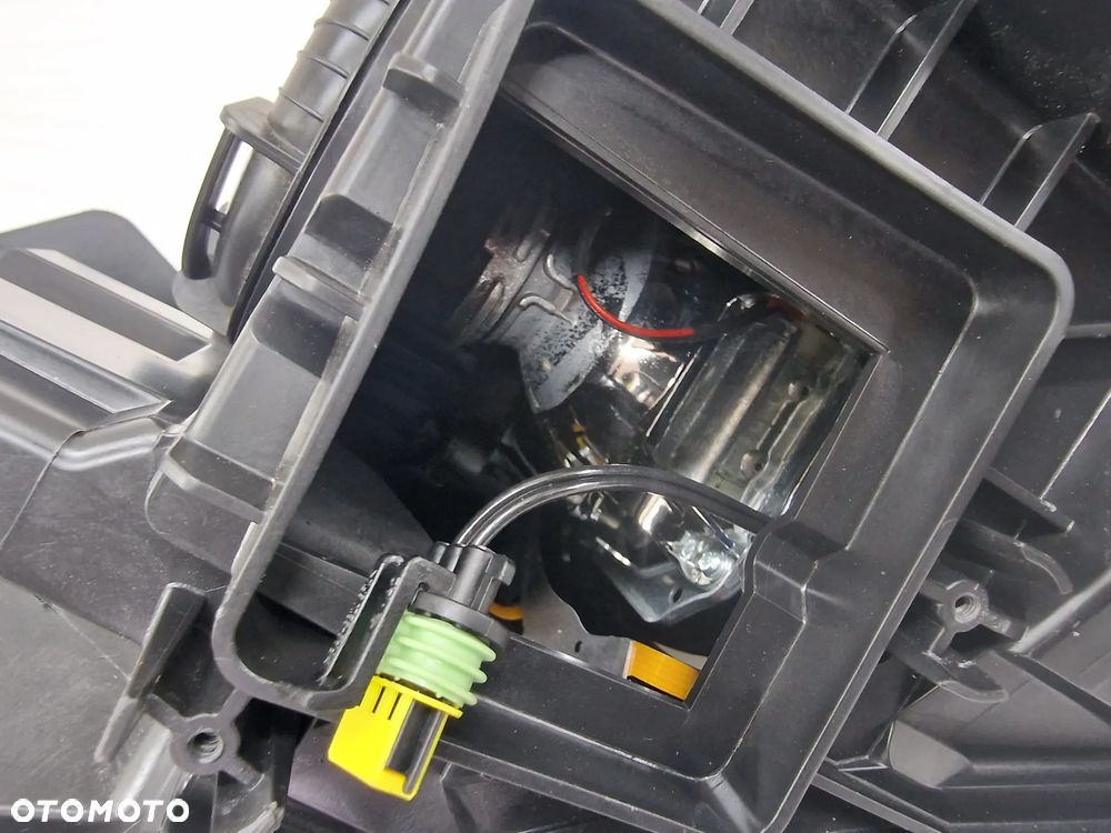 LAND ROVER DISCOVERY SPORT XENON LEWY LEWA LAMPA PRZEDNIA PRZÓD , NR FK72-13W030-EE , NR AUKCJI LL634 - 17