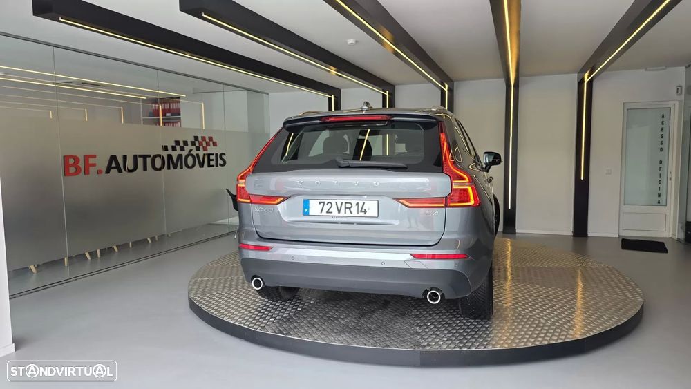 Volvo XC 60 2.0 D4 Momentum Plus Geartronic - 19