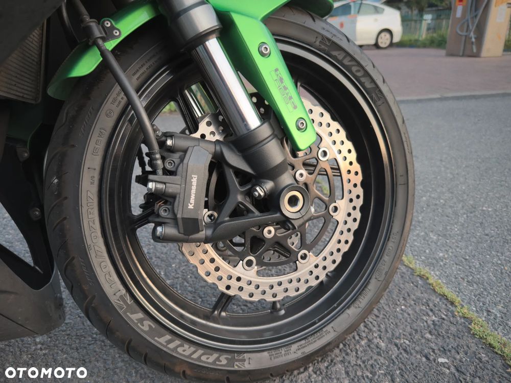 Kawasaki Ninja 1000 SX - 11