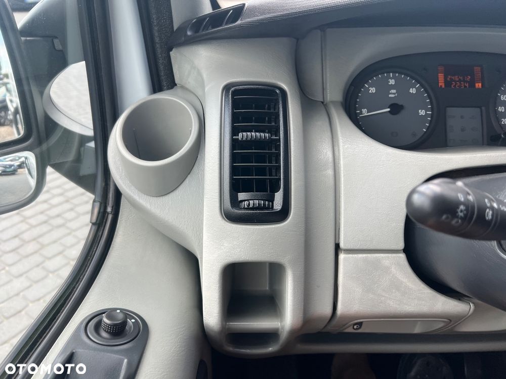 Opel Vivaro L1H1 Tour Cosmo - 31