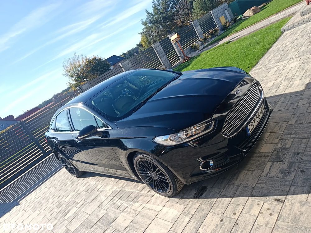 Ford Fusion 2.0 EcoBoost Titanium - 18