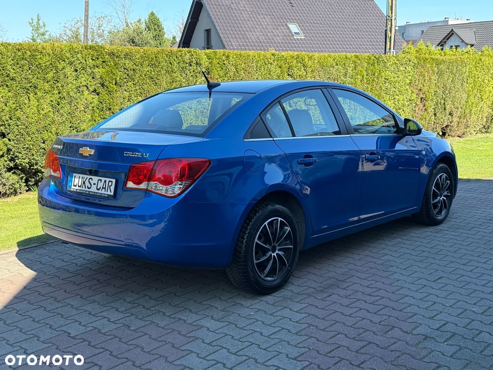 Chevrolet Cruze 1.8 LT+ - 38