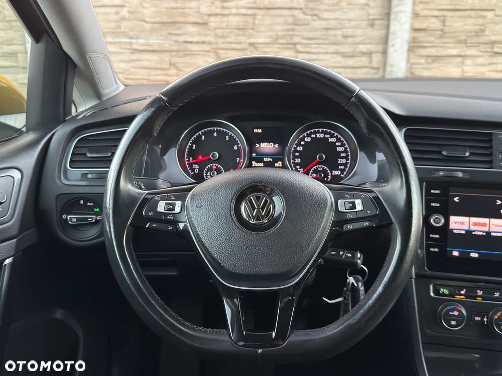 Volkswagen Golf VII 1.4 TSI BMT Comfortline - 23