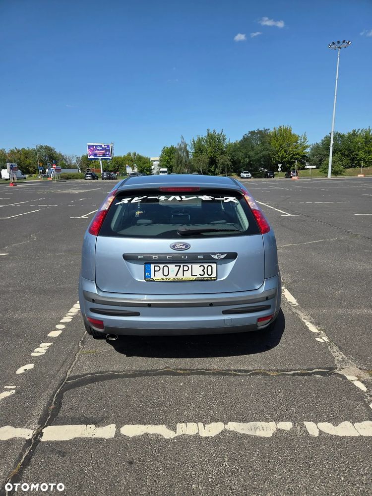 Ford Focus 1.4 Trend - 6