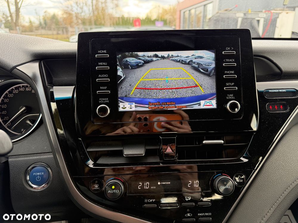 Toyota Camry 2.5 Hybrid Comfort CVT - 39