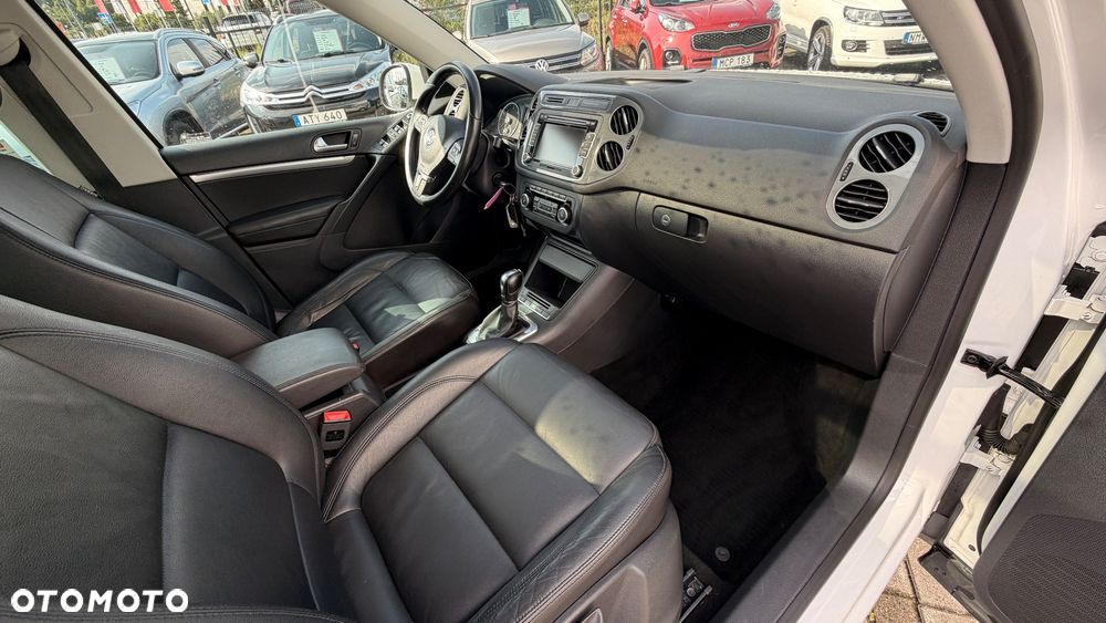 Volkswagen Tiguan 2.0 TDI DPF 4Motion BlueMotion Technology DSG Sport & Style - 10