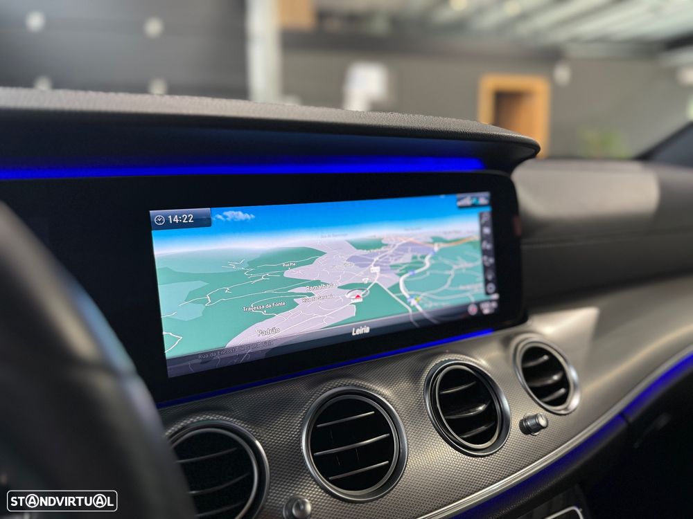 Mercedes-Benz E 300 d AMG Line - 19