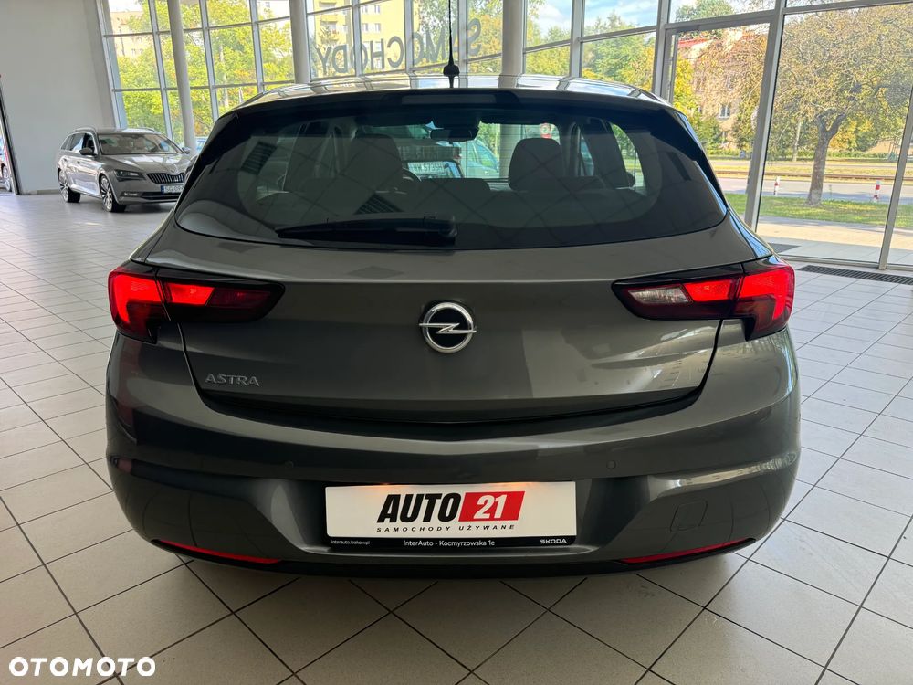 Opel Astra 1.2 T Business Elegance S&S - 9