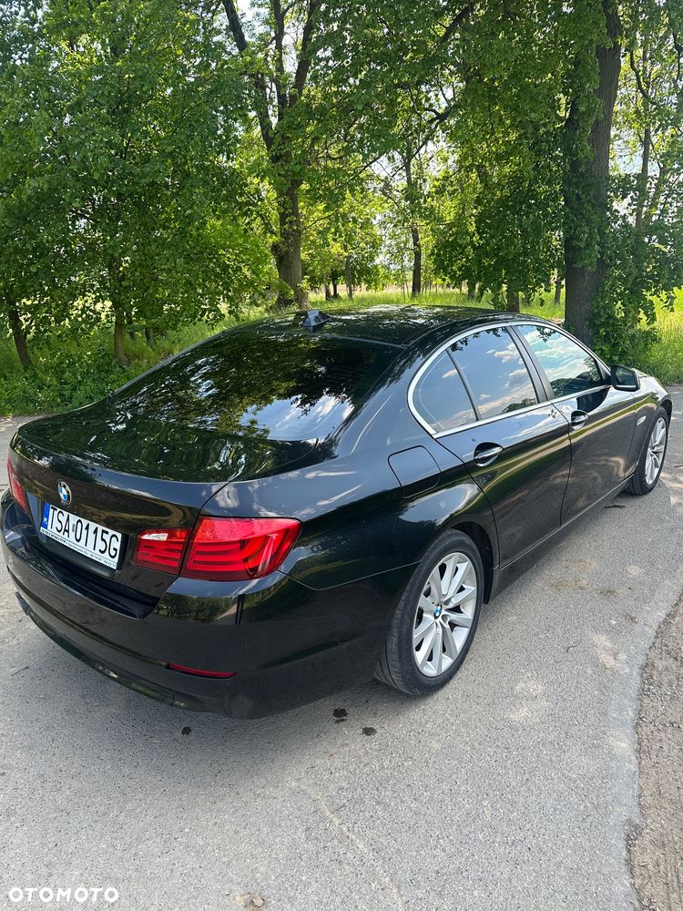 BMW Seria 5 520d - 8