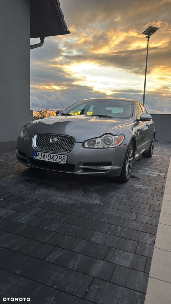 Jaguar XF 3.0 V6 D Premium Luxury - 3
