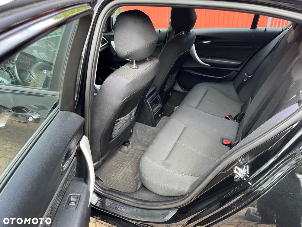 BMW Seria 1 116d - 6