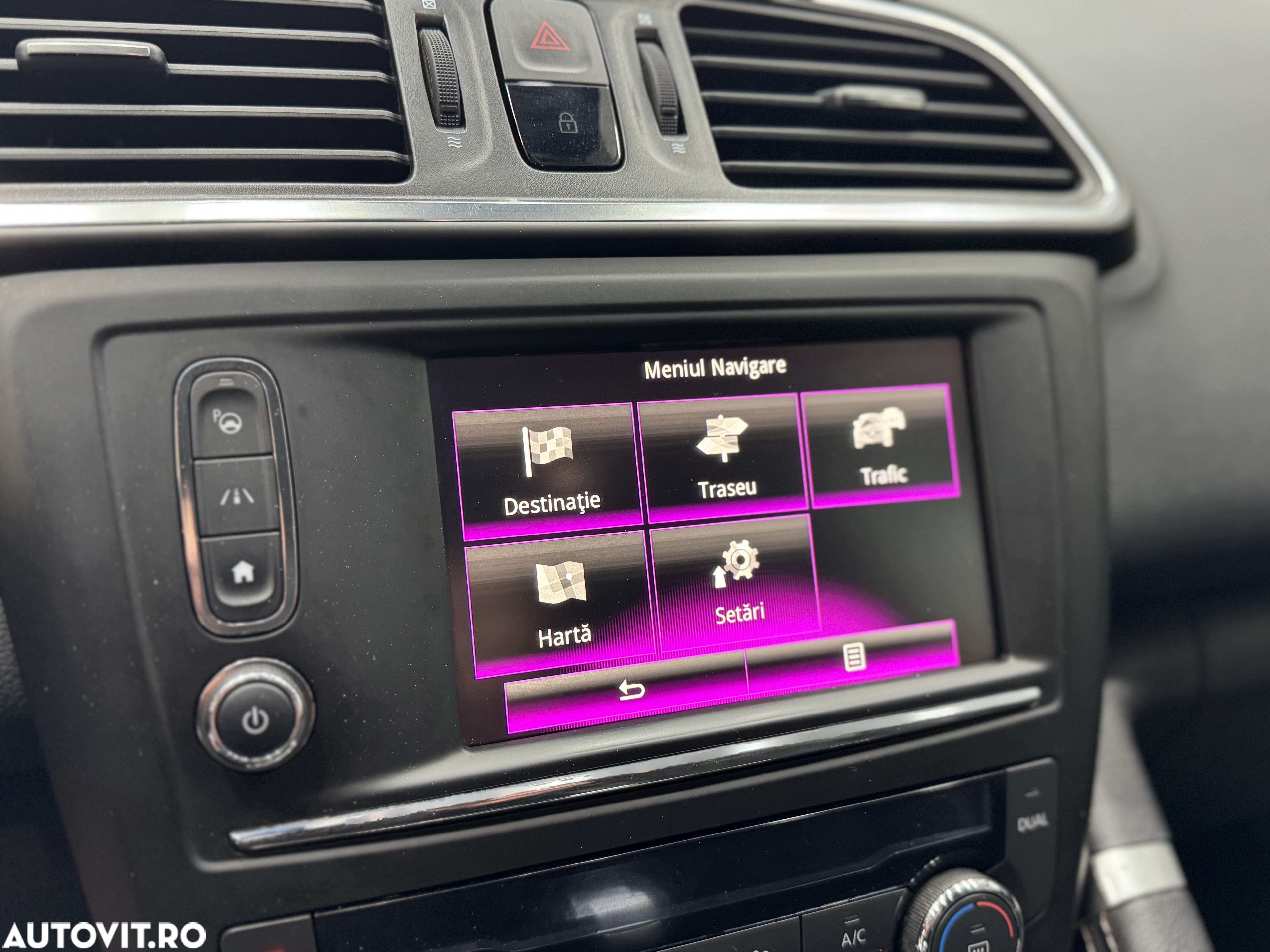 Renault Kadjar Energy dCi 110 EDC LIMITED - 12